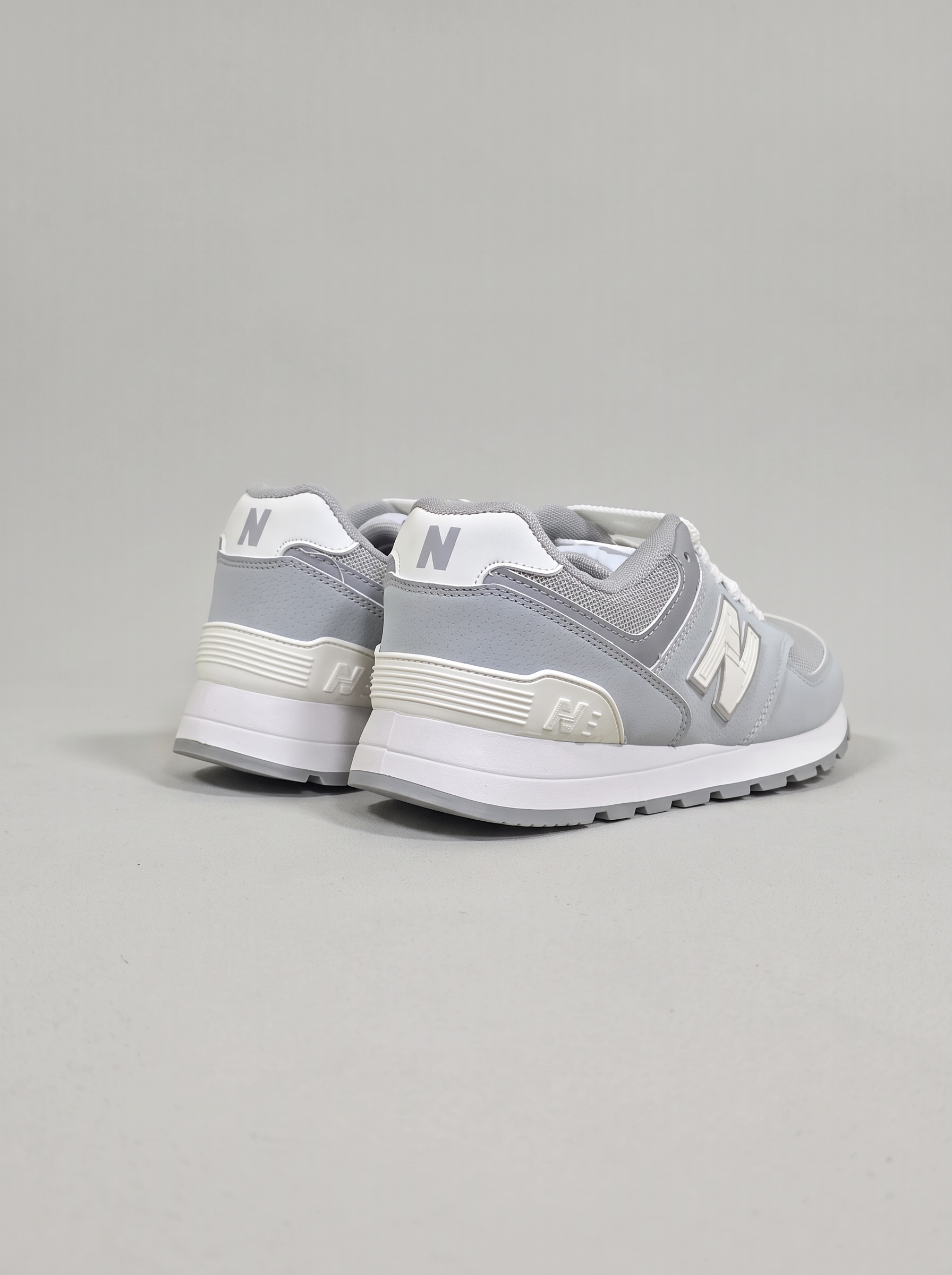 New Balance 574 view 2