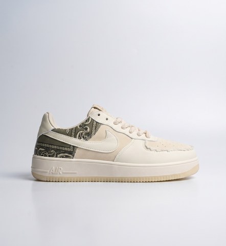 Cream / Olive Paisley