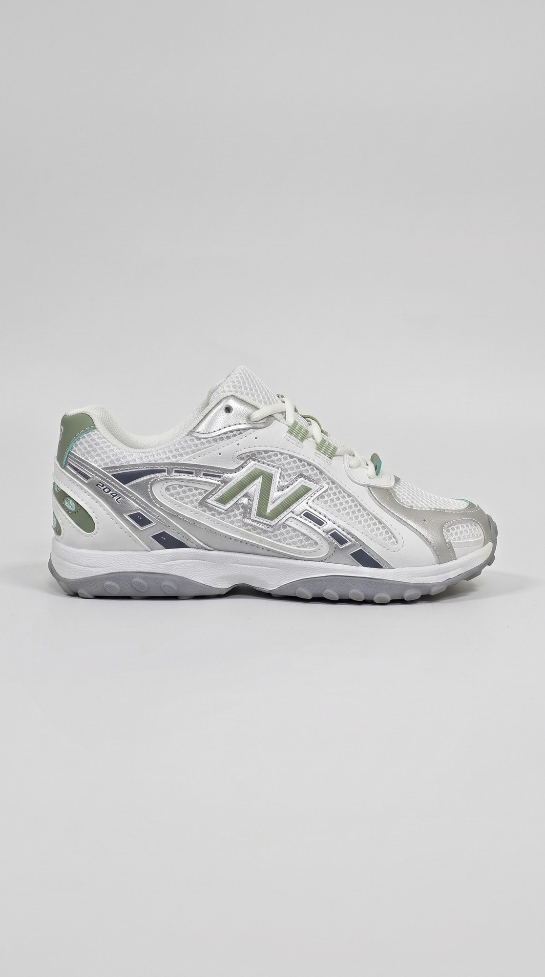 New Balance 204L view 1